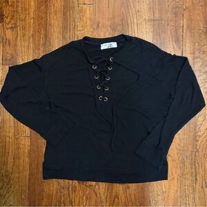 Falling Love Black Lace-Up Front Top Long Sleeve Grommet Detail, Large